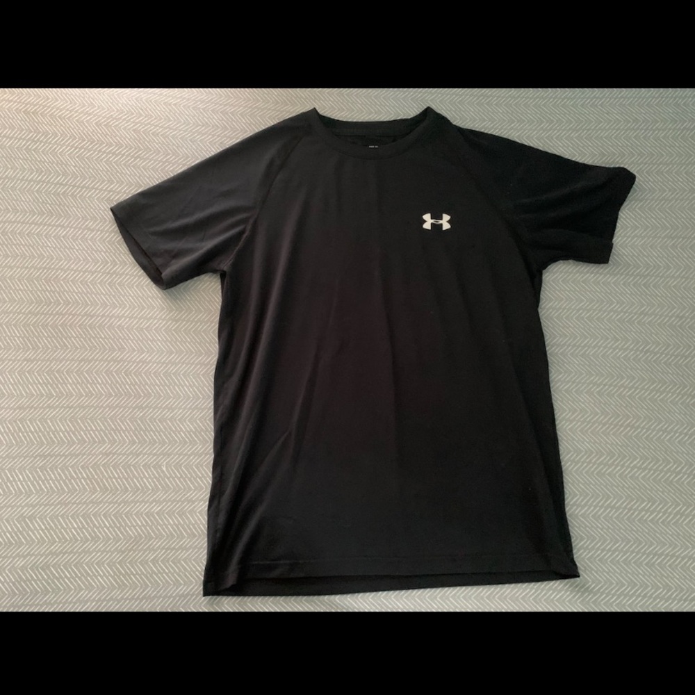Under Armour Dry Fit Tee